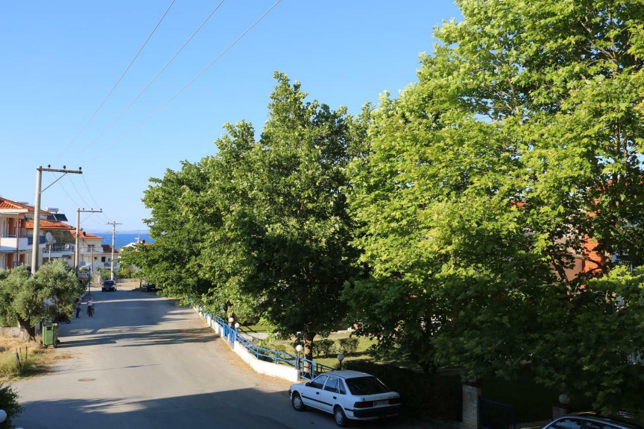 Kastoria Apartments Polychrono Luaran gambar