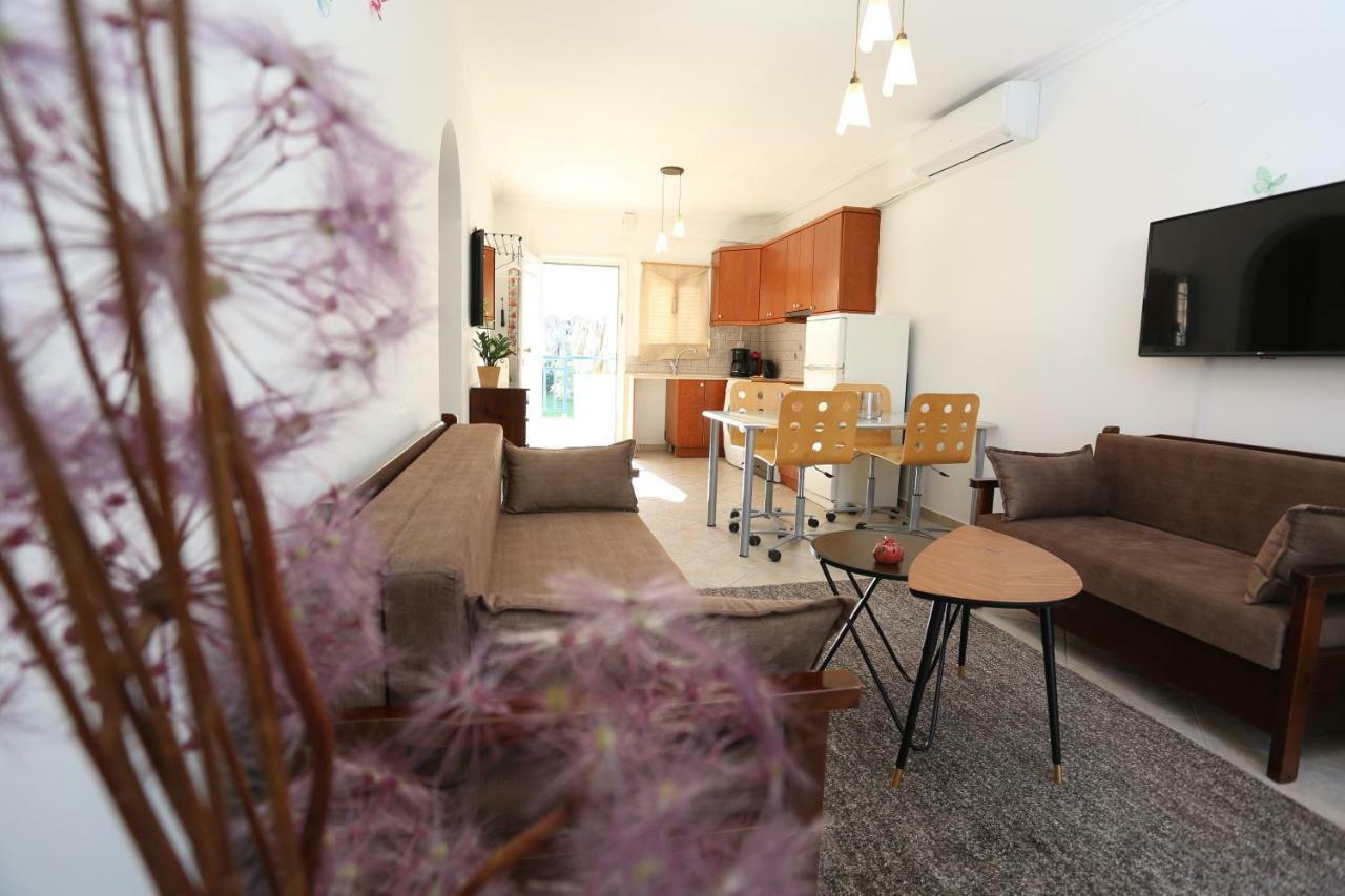 Kastoria Apartments Polychrono Luaran gambar