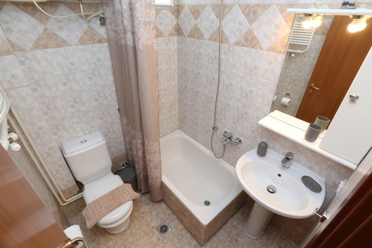 Kastoria Apartments Polychrono Luaran gambar