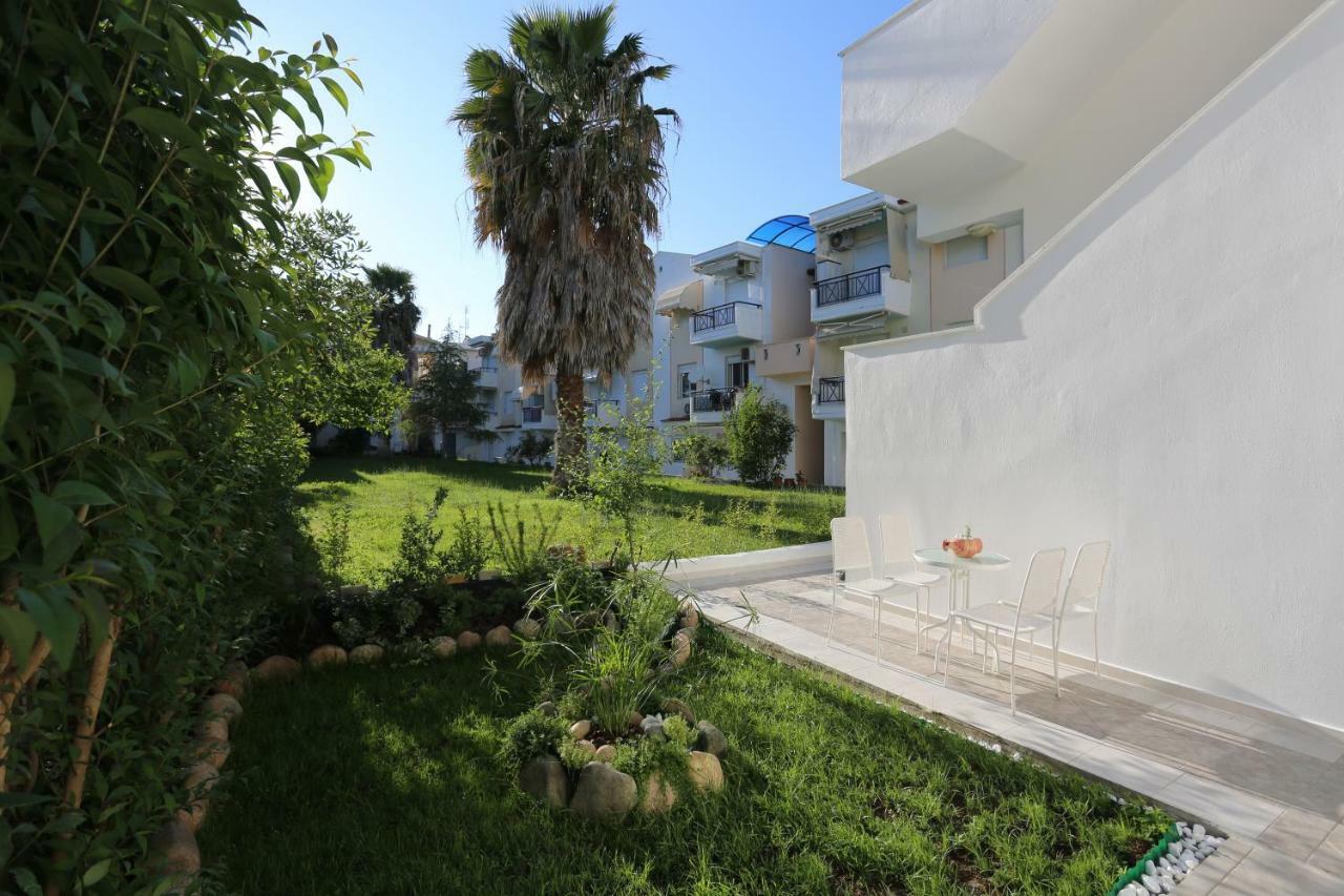 Kastoria Apartments Polychrono Luaran gambar